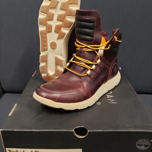 Timberland Men's FlyRoam Burgundy SneakerBoot Sz 10.5US